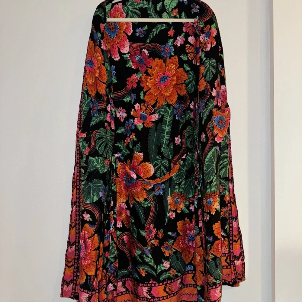 FARM Rio Multicolor Floral Robe - Picture 4 of 4